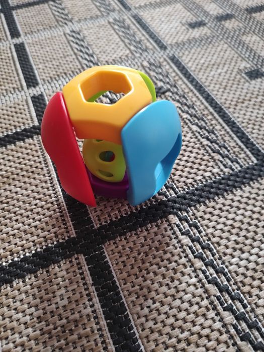 zabawka dla niemowlaka