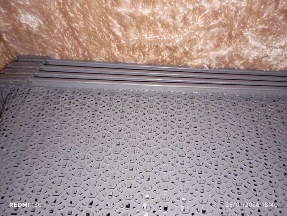 1 cesto  IKEA  perfeito  para organizar a sua roupa no guarda roupa