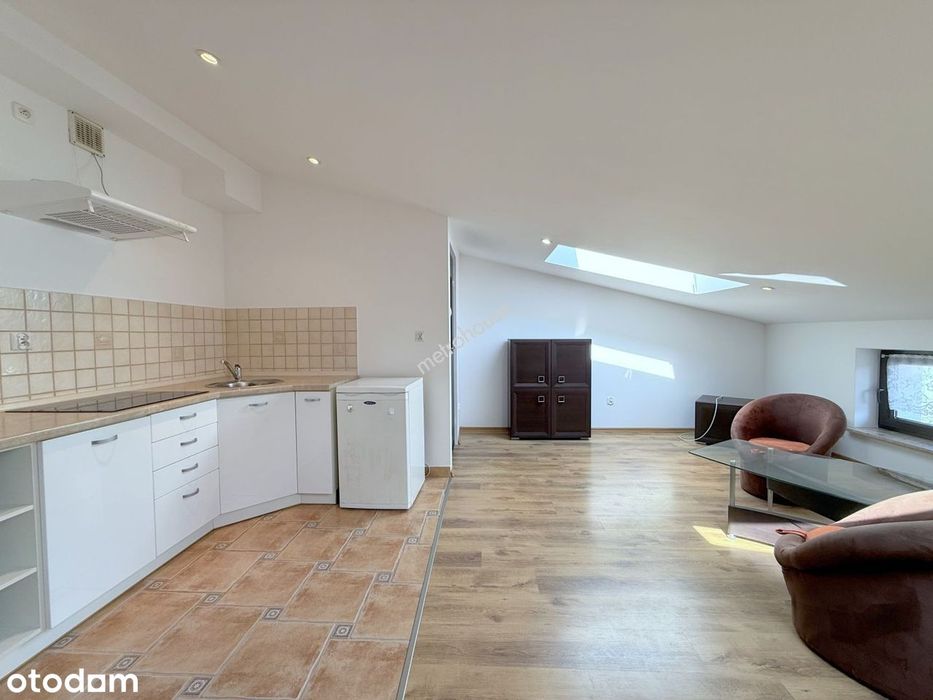 Kawalerka 30 m2, niski czynsz, Nałęczów.