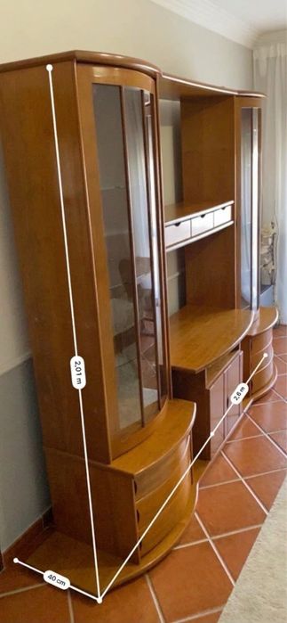 Móvel de Sala em Madeira