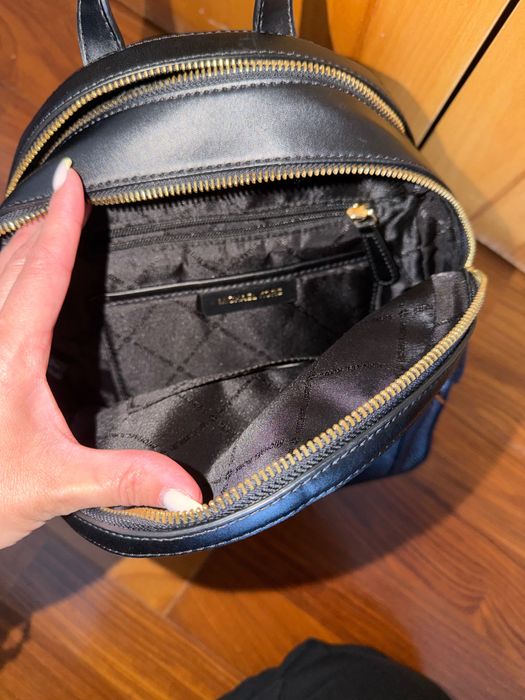 Mochila em pele Michael kors