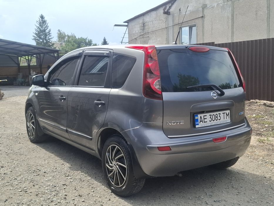 Nissan Note 2011 г.в.,в хорошей комплектации!