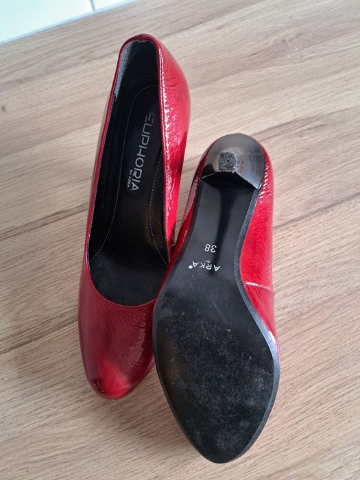 Buty damskie, czerwone, lakierki, szpilka, skóra naturalna,  38,