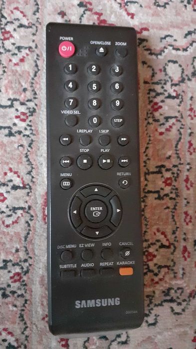 Видеомагнитофон  Samsung DVDP466 KD