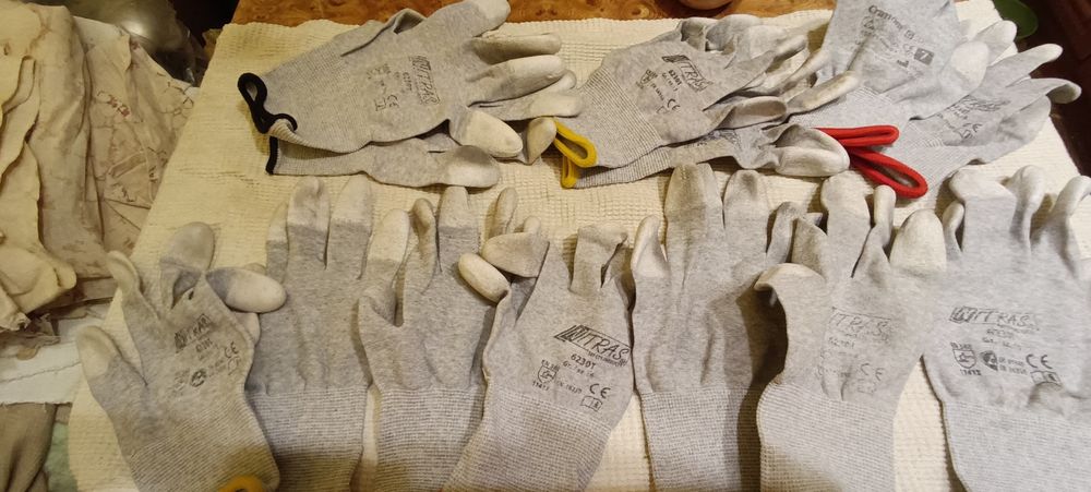 Продаются перчатки рабочие