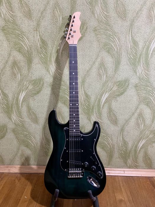 Електрогітара нова. Электрогитара новая. 2 кольори в наявності