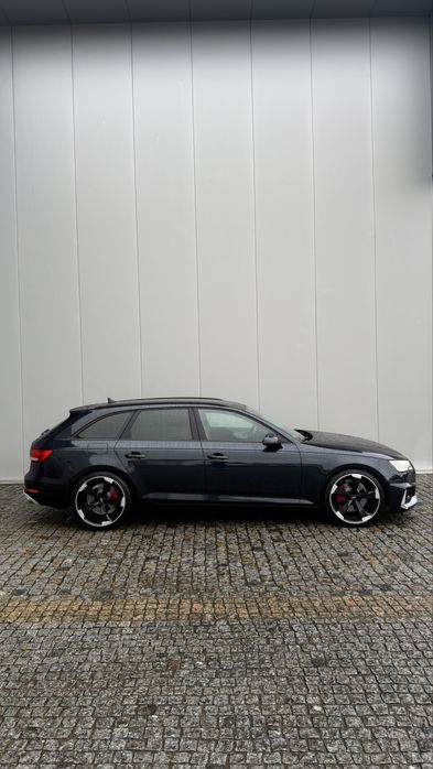 Audi A4 look RS4 (Trato de crédito)