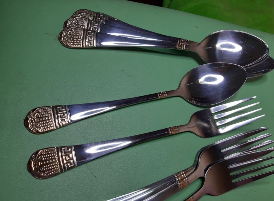 Столовые приборы Versace