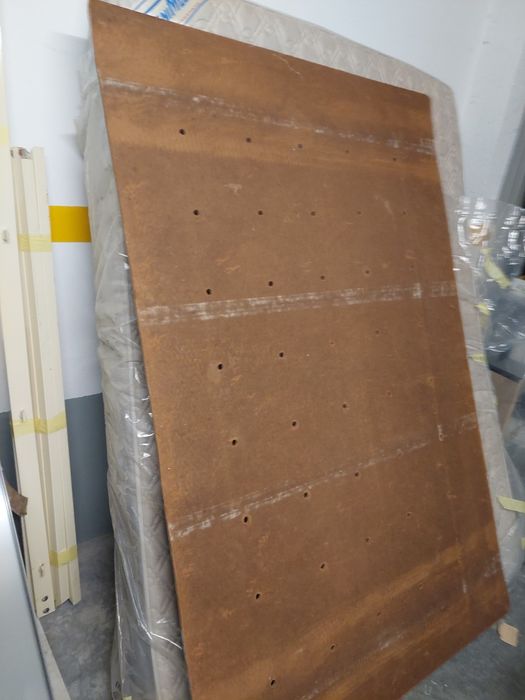 Cama casal usada com colchão