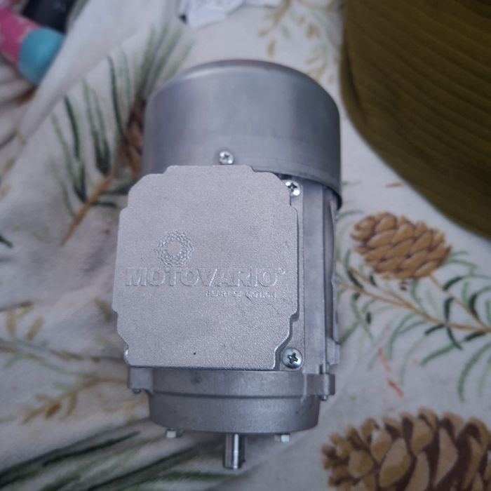 Silnik 0.12kw 1350rpm