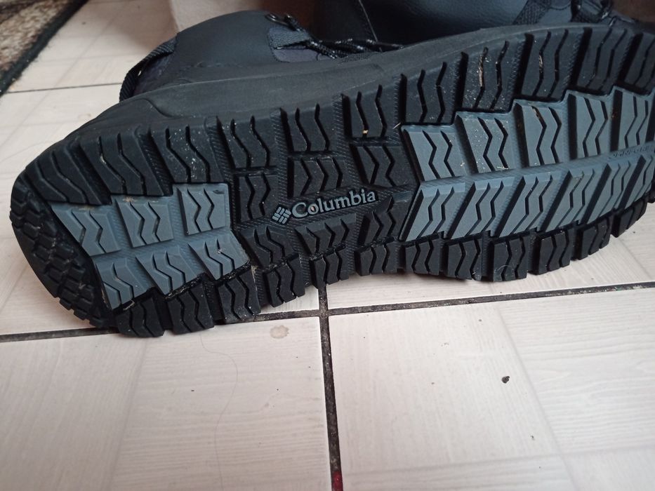 Продам мужские ботинки зимние