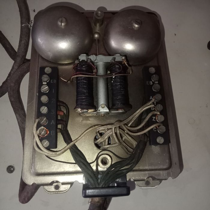 Telefone antigo a funcionar