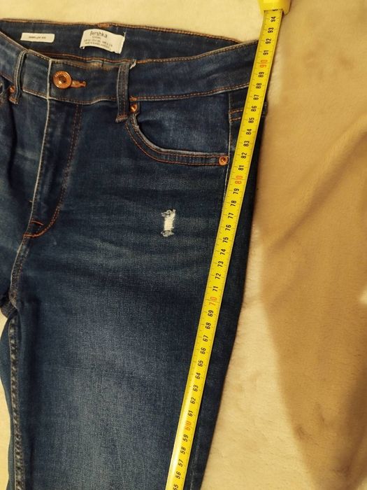 Скіні Bershka.38розмір.