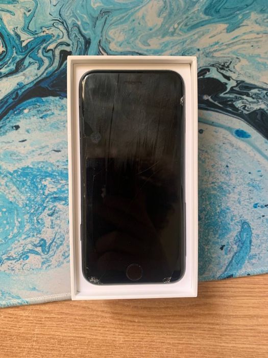 iphone SE 2020 идеал