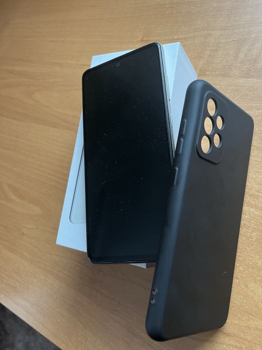 Продам Samsung Galaxy A52