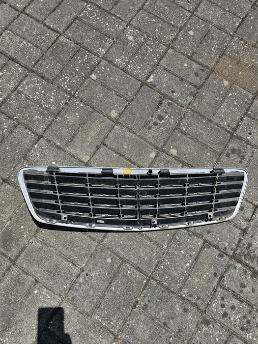 Grelha radiador Mercedes w220 classe S ref  A2208800383