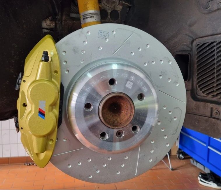 Travagens bmw brembo pinças M performance  bmw e90 e91 e92 g20 g21 g30 f20  f30  f31 f32 etc