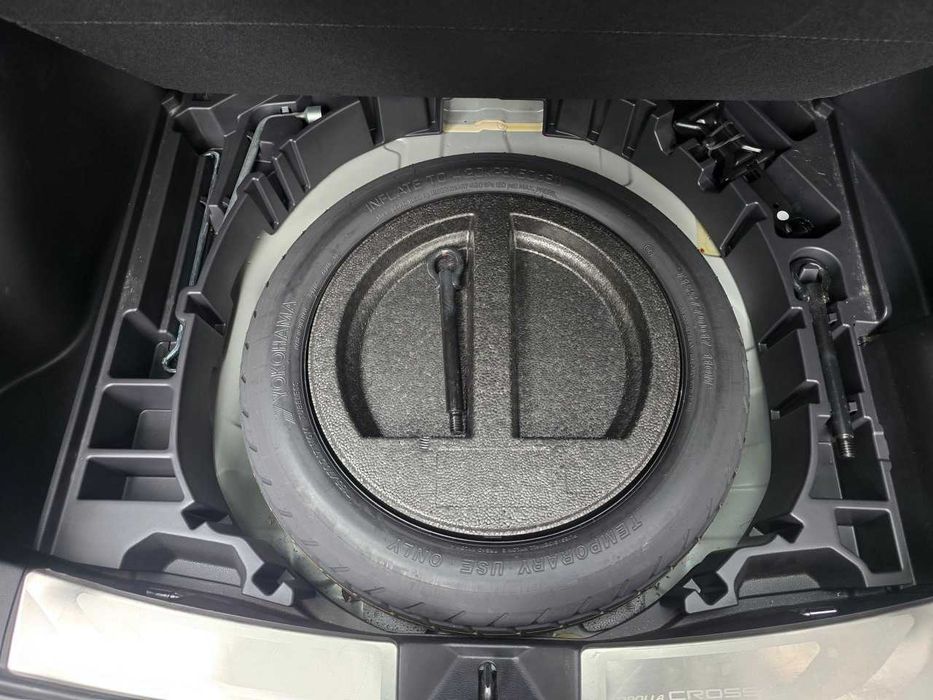 Продам  Toyota Corolla Cross 2024. Можна в розстрочку, під викуп.