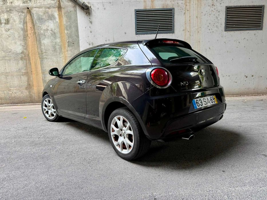 Alfa Romeo MiTo — fotografia 12