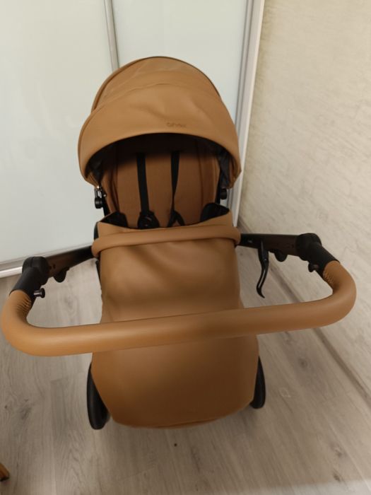 Продам коляску Anex