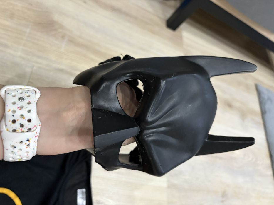 Stroj batmana z maska