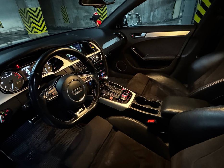 Продам Audi S4b8 3.0 бензин (333 к.c.)