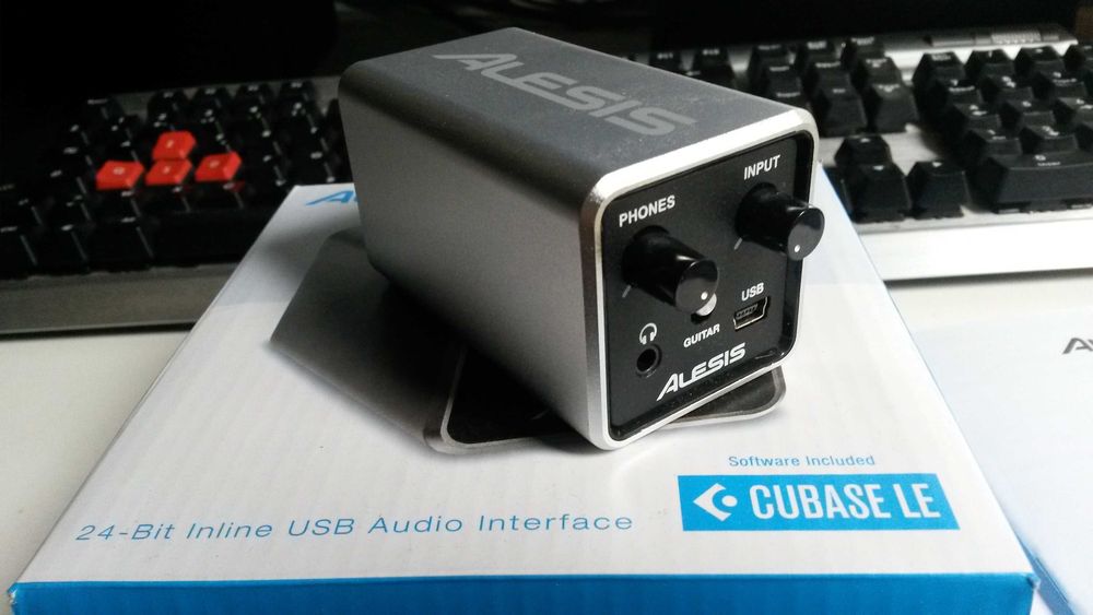 Alesis Core 1. Aудіокарта для запису мікрофона та електрогітари.