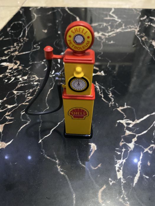 Модель бензоколонки Shell, 12 см, из металла