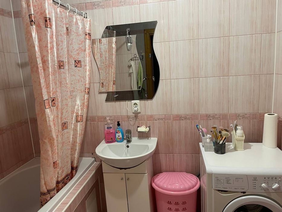 Довгострокова оренда кімнати