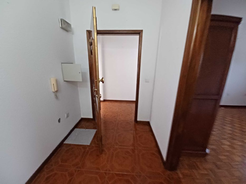 Aluga apartamento T3 perto do centro de Paredes