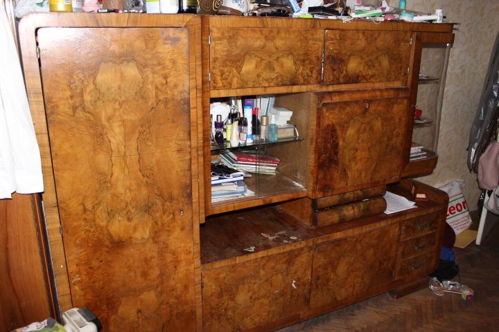 Продам Мебель До Военная. Из ореха.