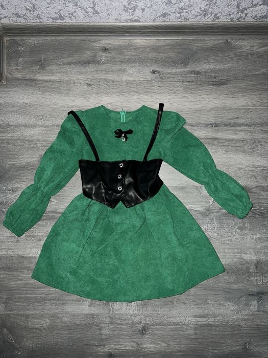 Продам нову сукню на дівчину