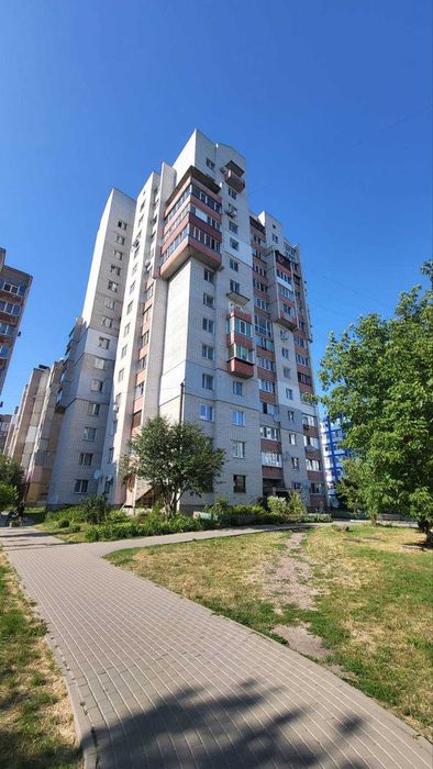 !!!Продаж 3х кімнатної квартири в районі Епіцентру