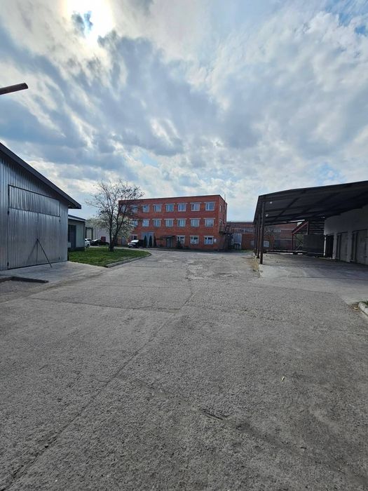 Продаж нежитлового приміщення в місті