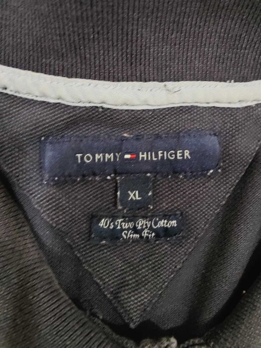 Polo Tommy Hilfiger tam. L em com estado