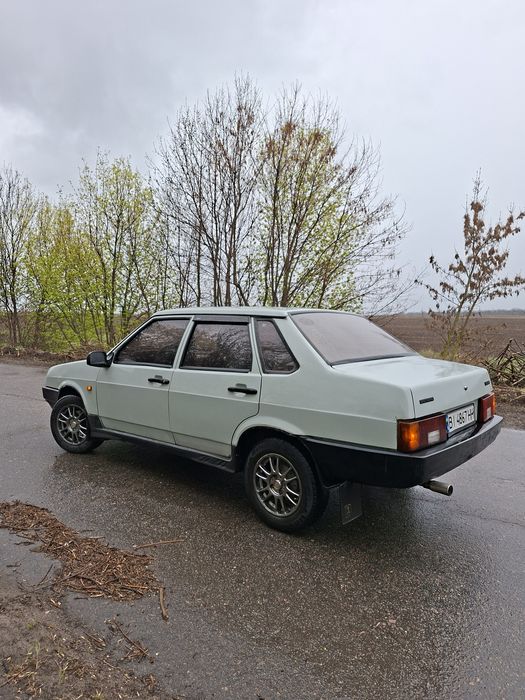 Продам 21099  Інжектор