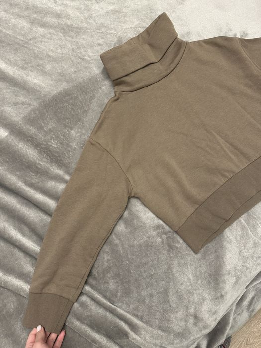 Кроп толстовка Zara