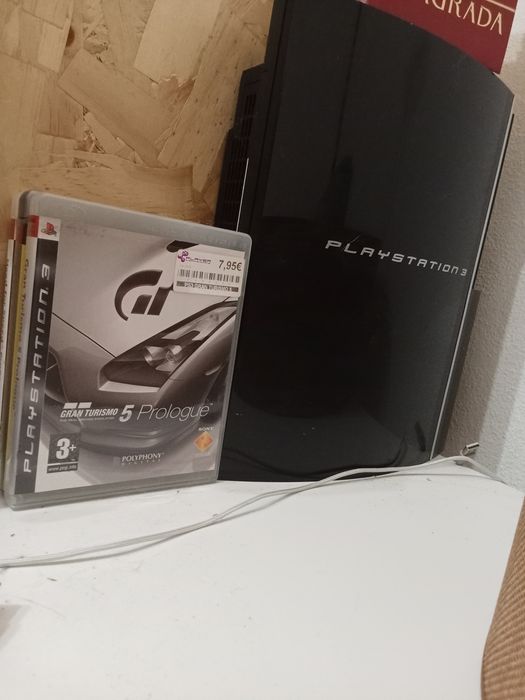 Vendo PlayStation 3 com os jogos