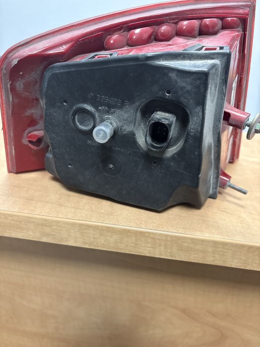 Lampa Audi A8 D3 S3 led prawy tył