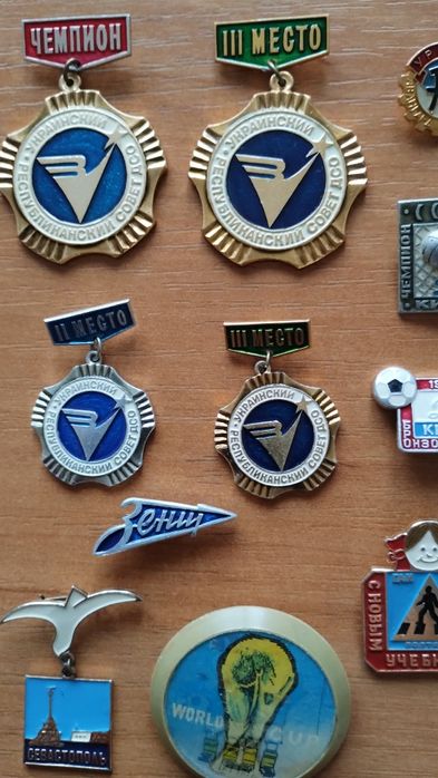 Значки на спортивну тематику