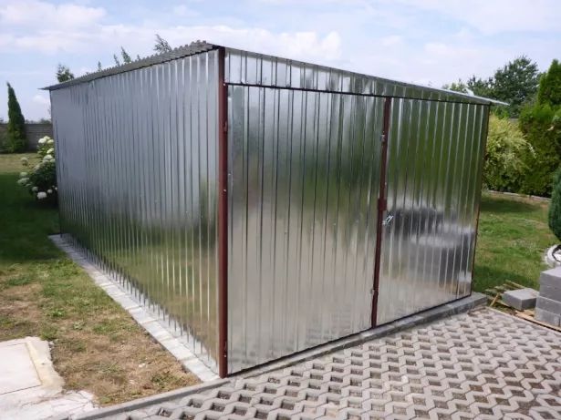 Garaż Blaszak Schowek na budowę Garaż blaszany Budowa Garaże PRODUCENT