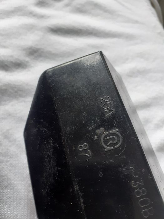 Разъем 4х контактный  силовой  вилка из карболита 25А