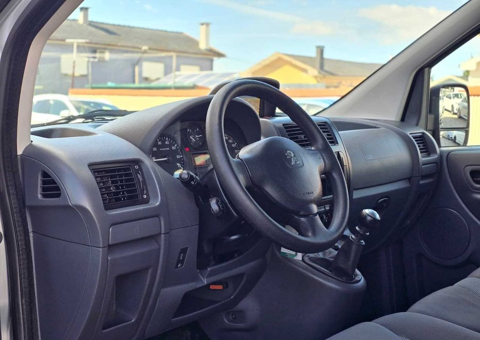 Peugeot Expert L2 2.0Hdi 128Cv "Iva dedutível" (6 Lugares)