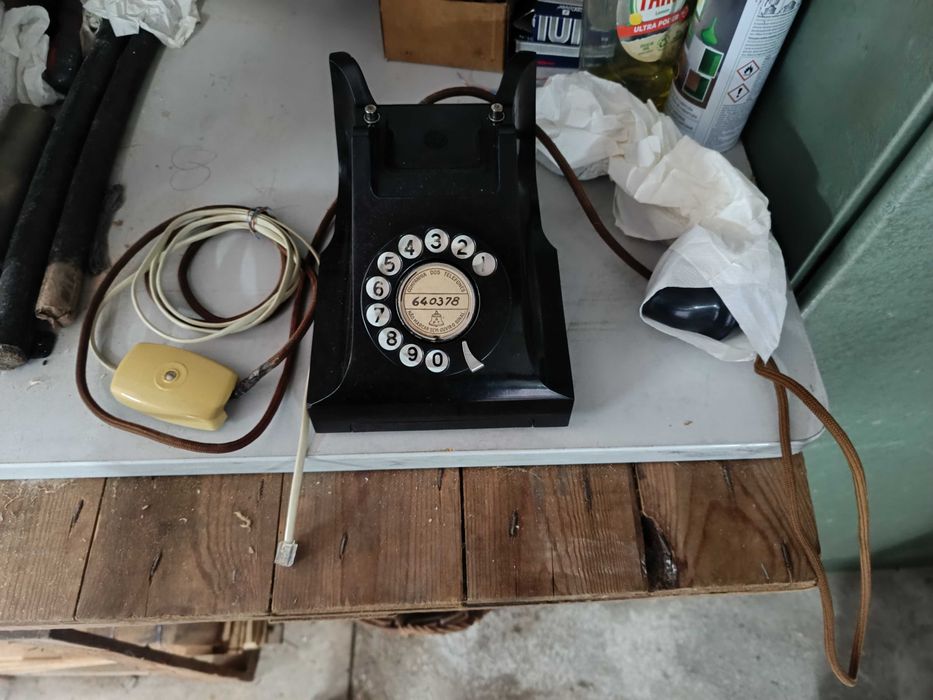 Telefone antigo 332 - A TRABALHAR Colecionador