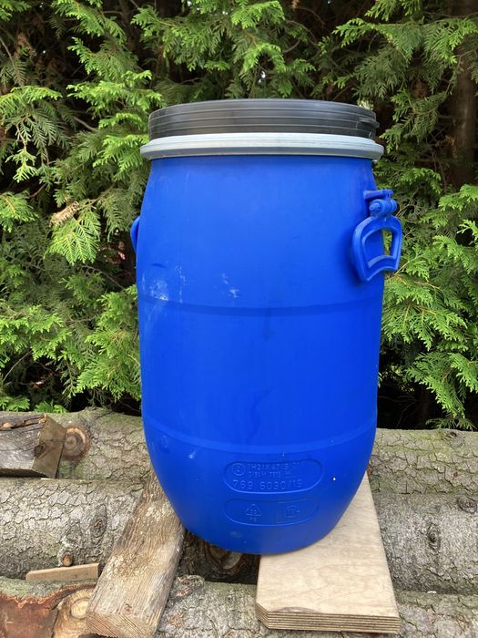 Beczka 30 l niebieska do ogórków do wody