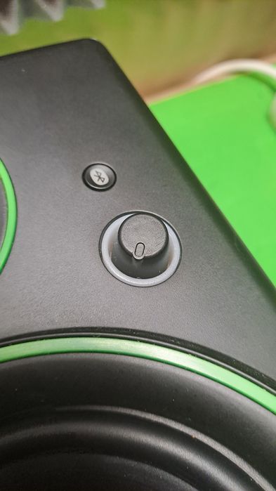 Колонка Mackie cr 5 bt студійний монітор,читайте опис.