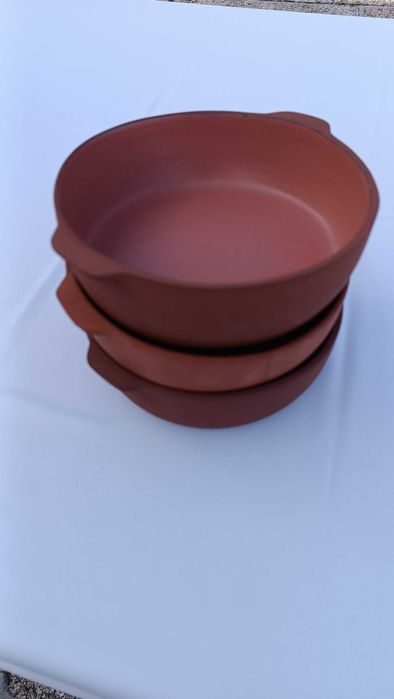 Travessa / Pote em barro com interior vidrado