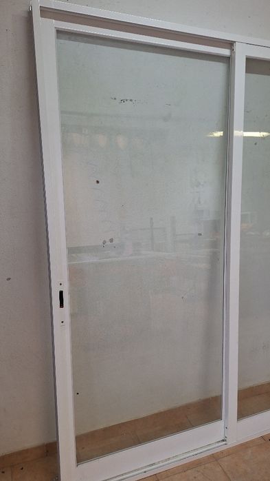 Janela de correr aluminio