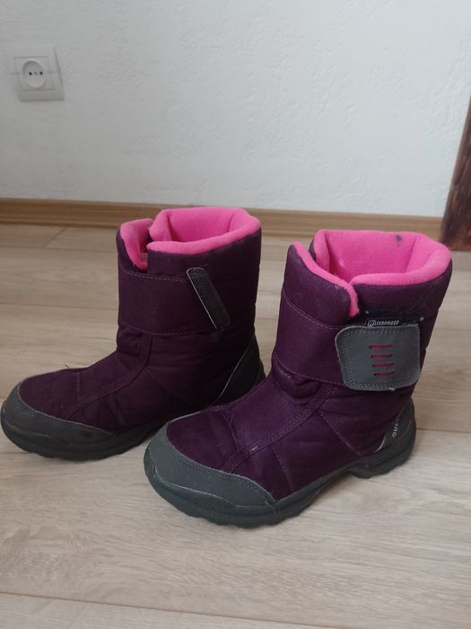 Теплі зимові сапожки водонепроникні Quechua 36 р.