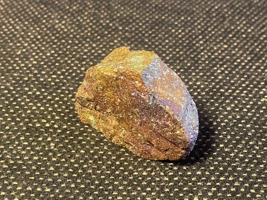 Pavão Calcopirite – Mineral de Cobre Iridescente